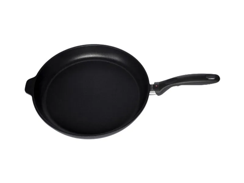 Swiss Diamond XD Classic paistinpannu 28 cm